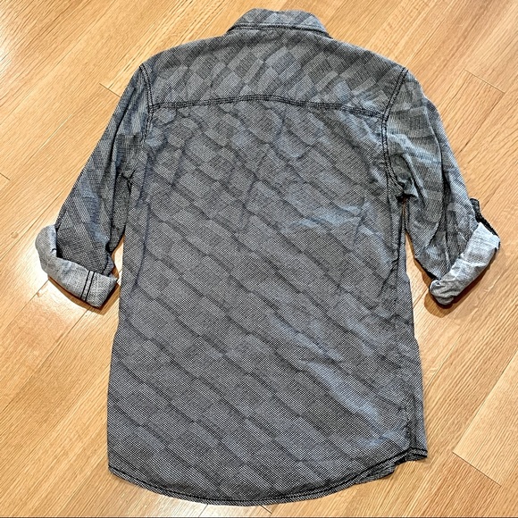 Bar III Slim Fit Snap Front Shirt - Small - Picture 2 of 4